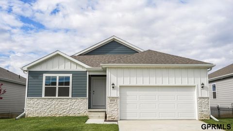Photo of 12512 S 205th Street, Gretna, NE 68028 (MLS # 22531775)