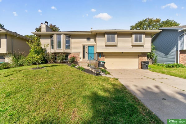 15240 PASADENA AVE, OMAHA, NE 68144 - Image 8f24f75acbe92dc4ec012cd8bc5e126b/2811459435