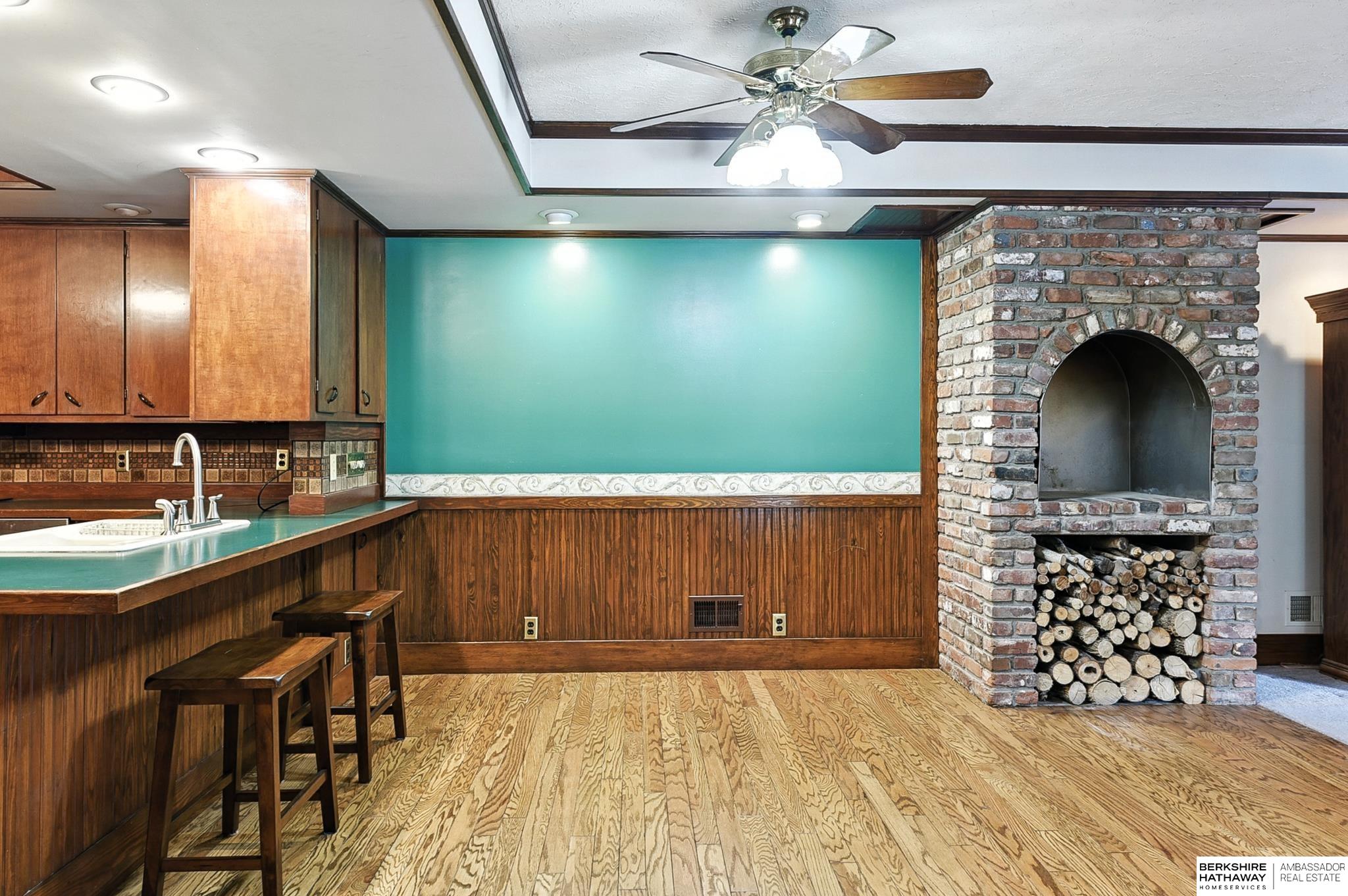 Omaha, Nebraska 68122, United States, 4 Bedrooms Bedrooms, ,3 BathroomsBathrooms,Residential,Active,196205