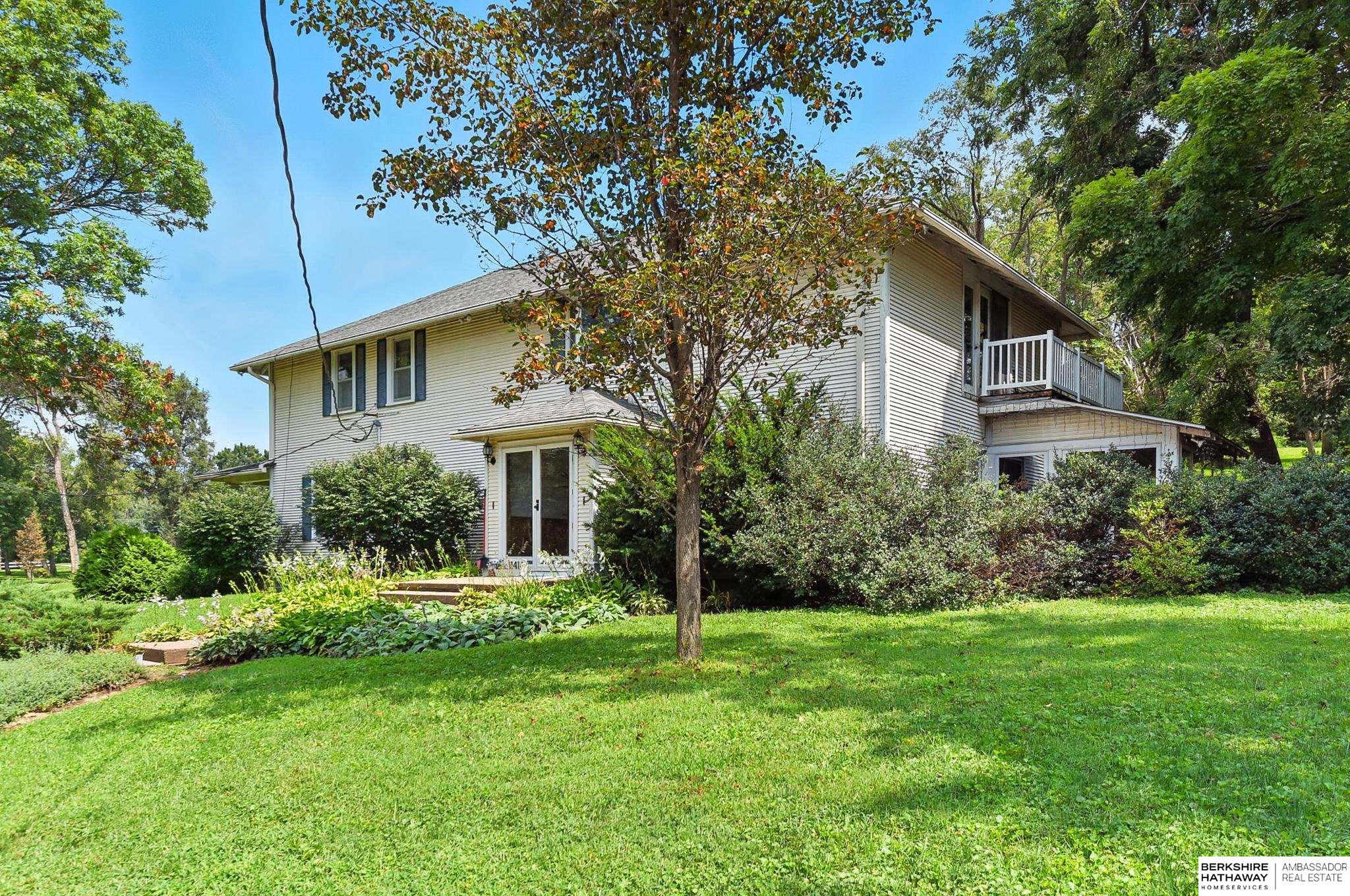 Omaha, Nebraska 68122, United States, 4 Bedrooms Bedrooms, ,3 BathroomsBathrooms,Residential,Active,196205