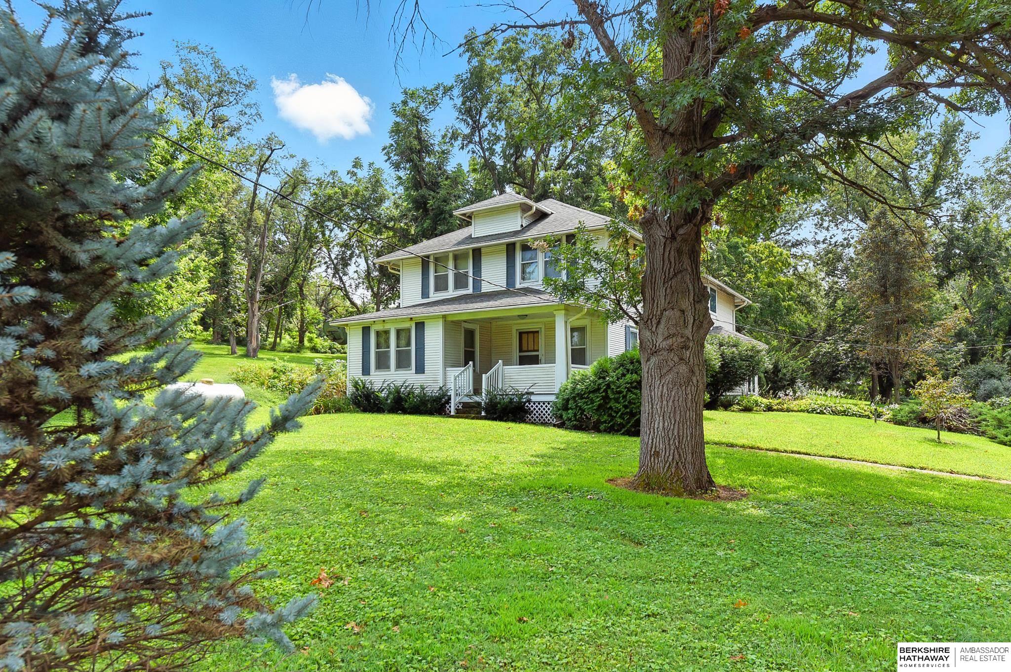 Omaha, Nebraska 68122, United States, 4 Bedrooms Bedrooms, ,3 BathroomsBathrooms,Residential,Active,196205