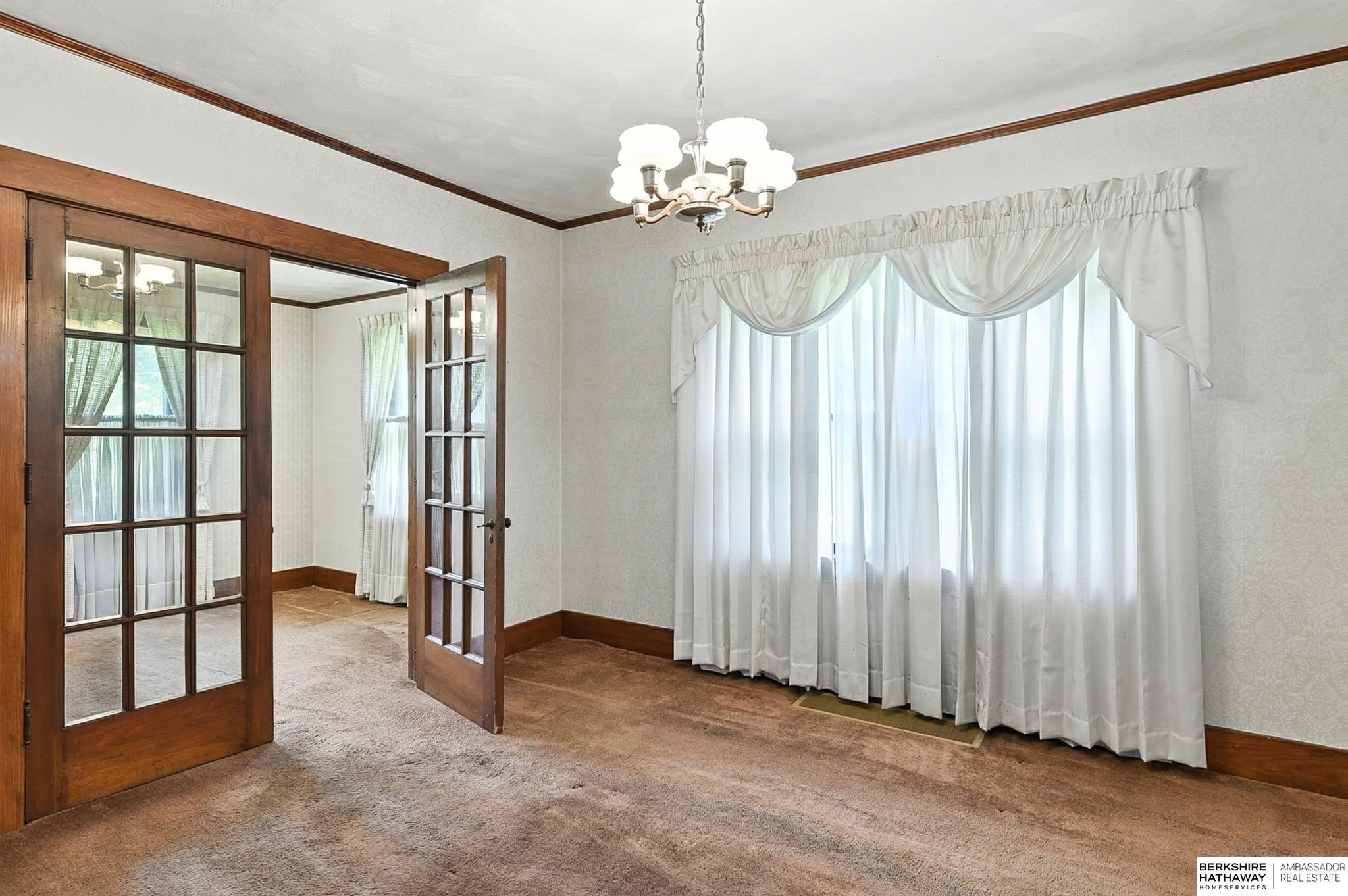 Omaha, Nebraska 68122, United States, 4 Bedrooms Bedrooms, ,3 BathroomsBathrooms,Residential,Active,196205