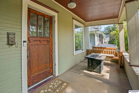 Photo of 3716 Hawthorne Avenue, Omaha, NE 68131 (MLS # 22605375)