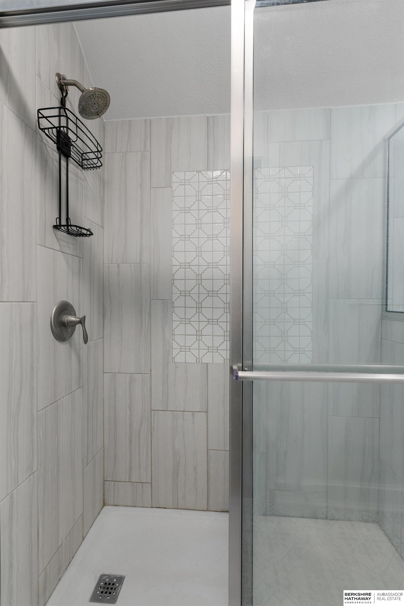 Lincoln, Nebraska 68502, United States, 5 Bedrooms Bedrooms, ,3 BathroomsBathrooms,Residential,Active,167567