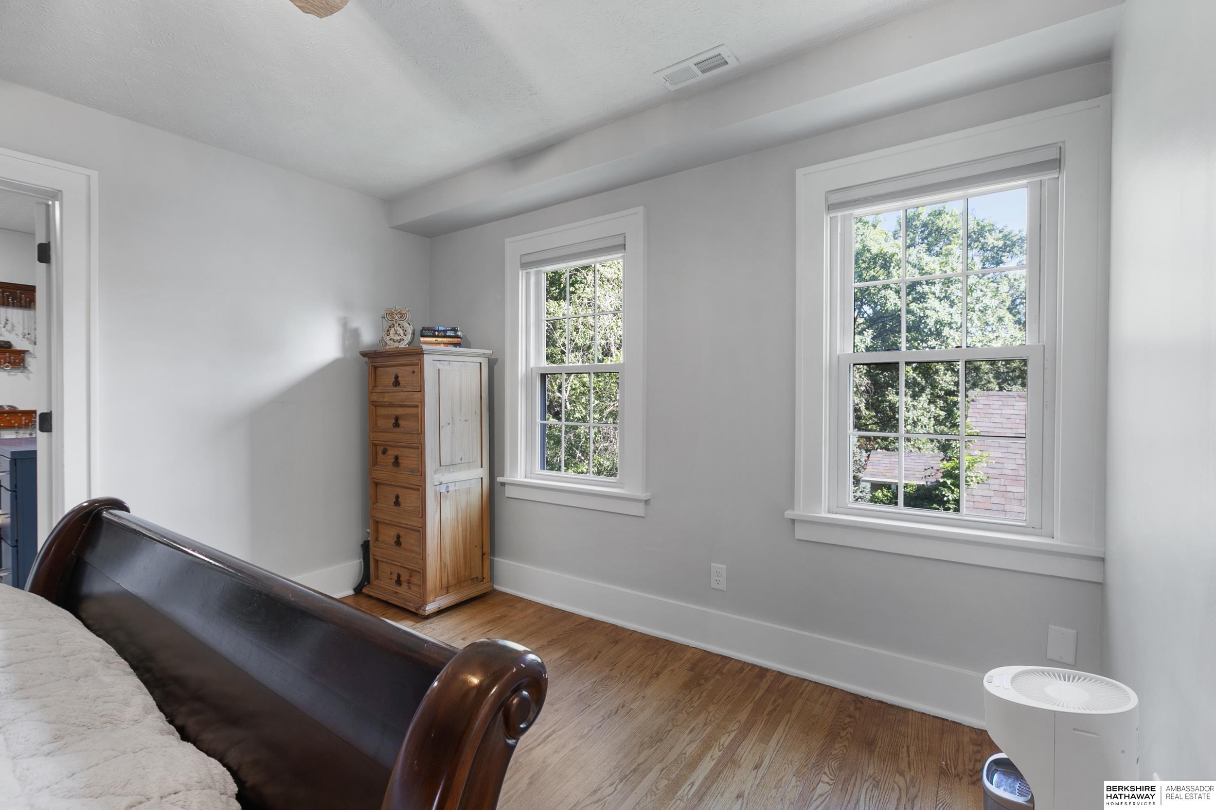 Lincoln, Nebraska 68502, United States, 5 Bedrooms Bedrooms, ,3 BathroomsBathrooms,Residential,Active,167567