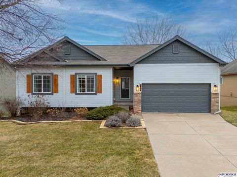 Photo of 9806 Florence Street, La Vista, NE 68128 (MLS # 22600280)