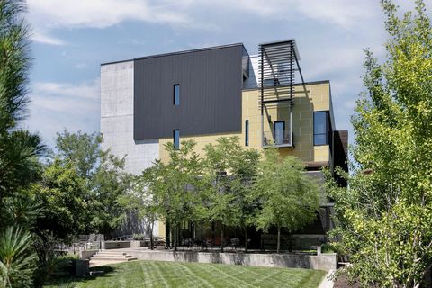 Photo of 1502 S 10th Street #401, Omaha, NE 68108 (MLS # 22518878)