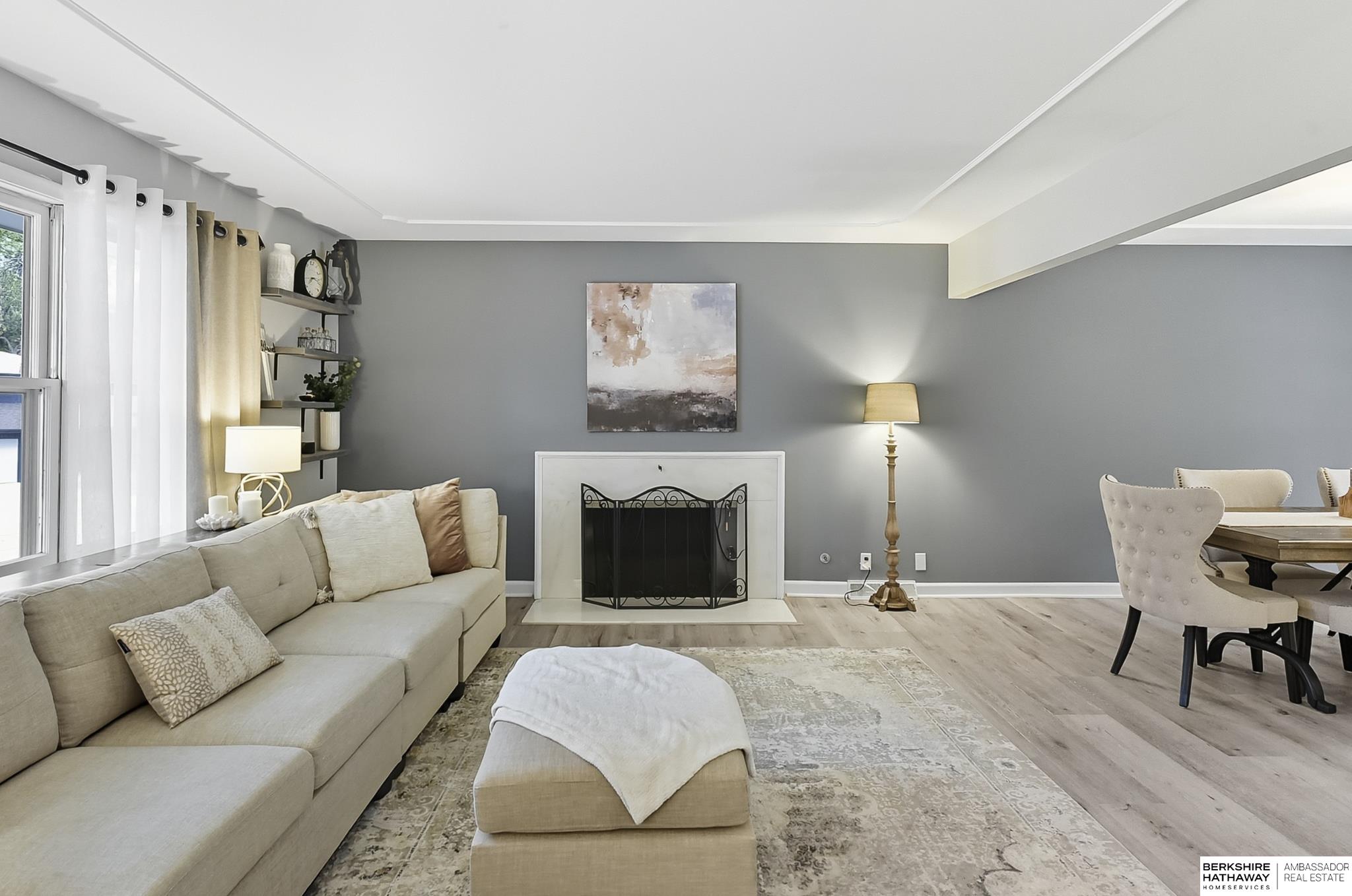 Omaha, Nebraska 68144, United States, 3 Bedrooms Bedrooms, ,3 BathroomsBathrooms,Residential,Pending,217121