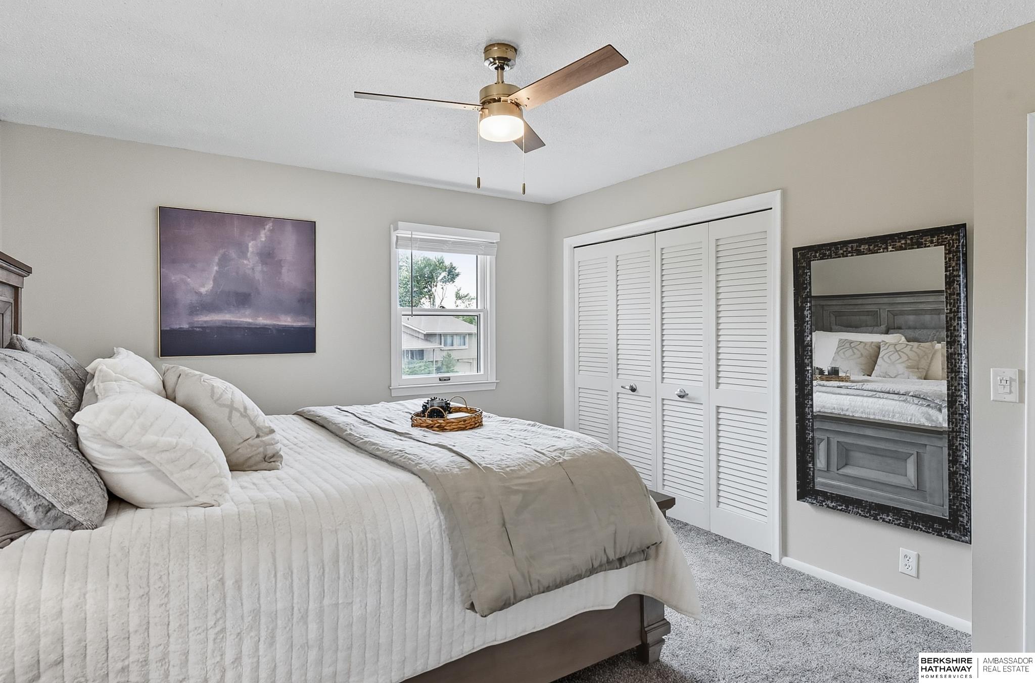 Omaha, Nebraska 68144, United States, 3 Bedrooms Bedrooms, ,3 BathroomsBathrooms,Residential,Pending,217121