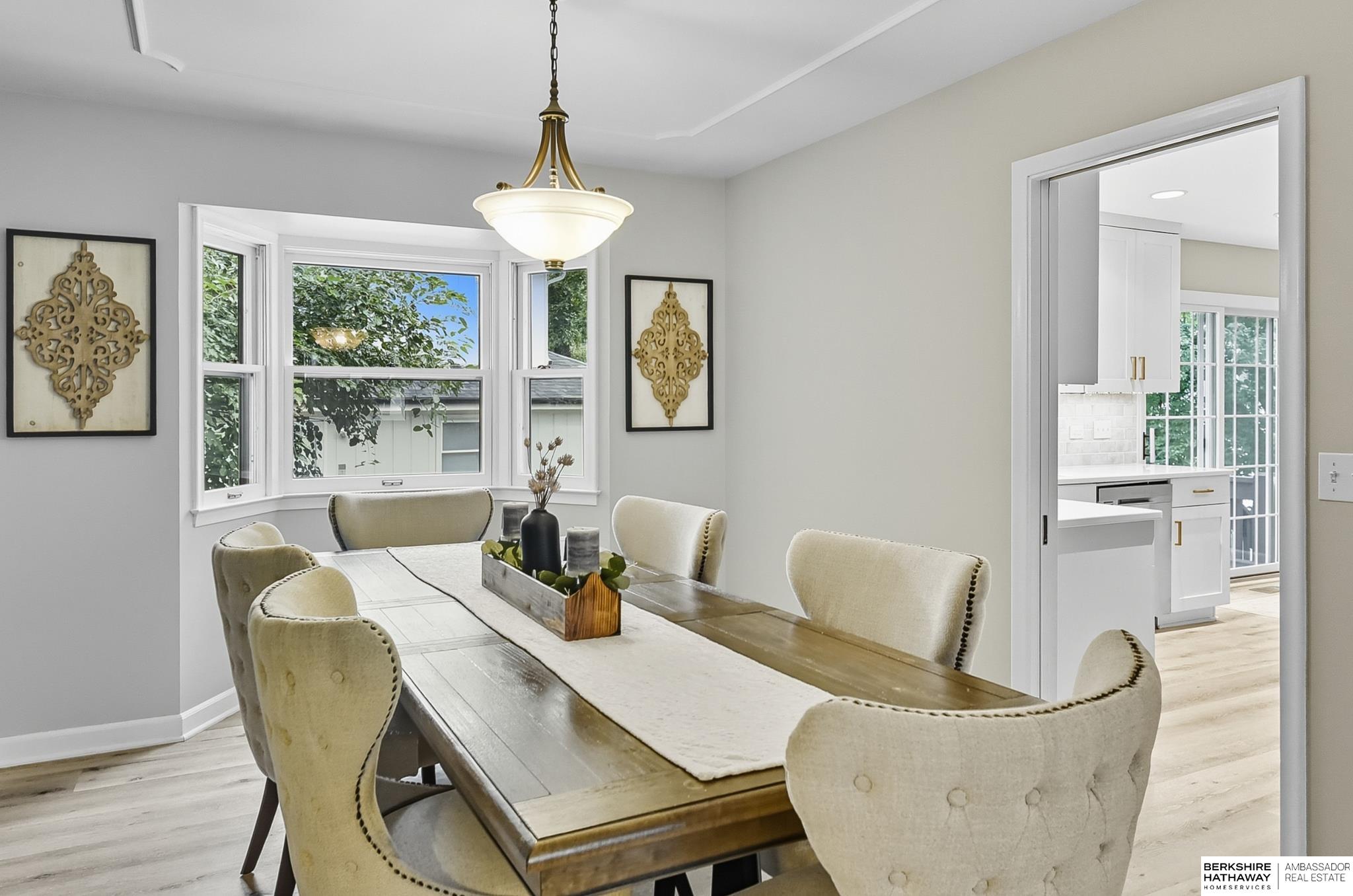 Omaha, Nebraska 68144, United States, 3 Bedrooms Bedrooms, ,3 BathroomsBathrooms,Residential,Pending,217121