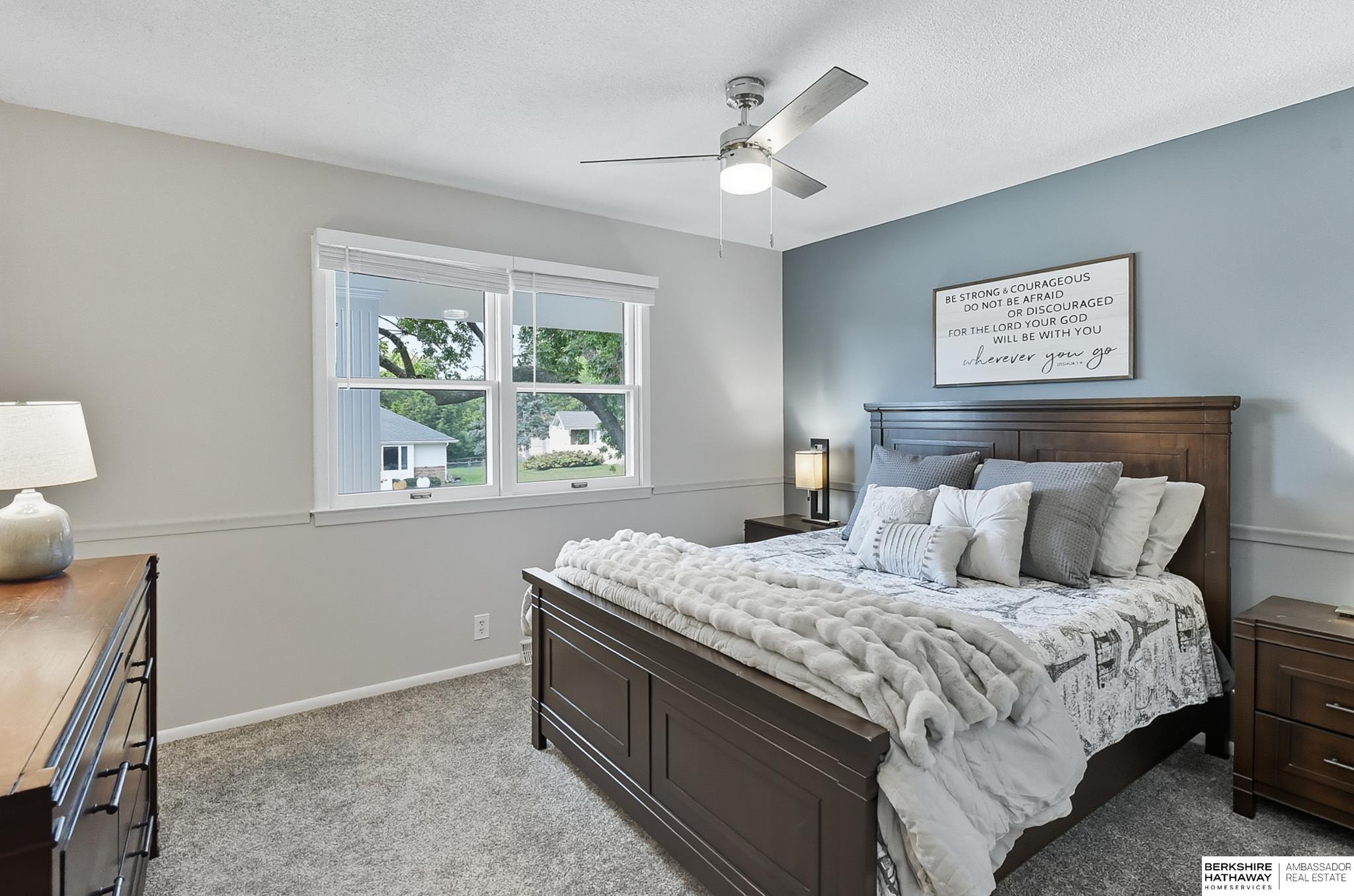 Omaha, Nebraska 68144, United States, 3 Bedrooms Bedrooms, ,3 BathroomsBathrooms,Residential,Pending,217121