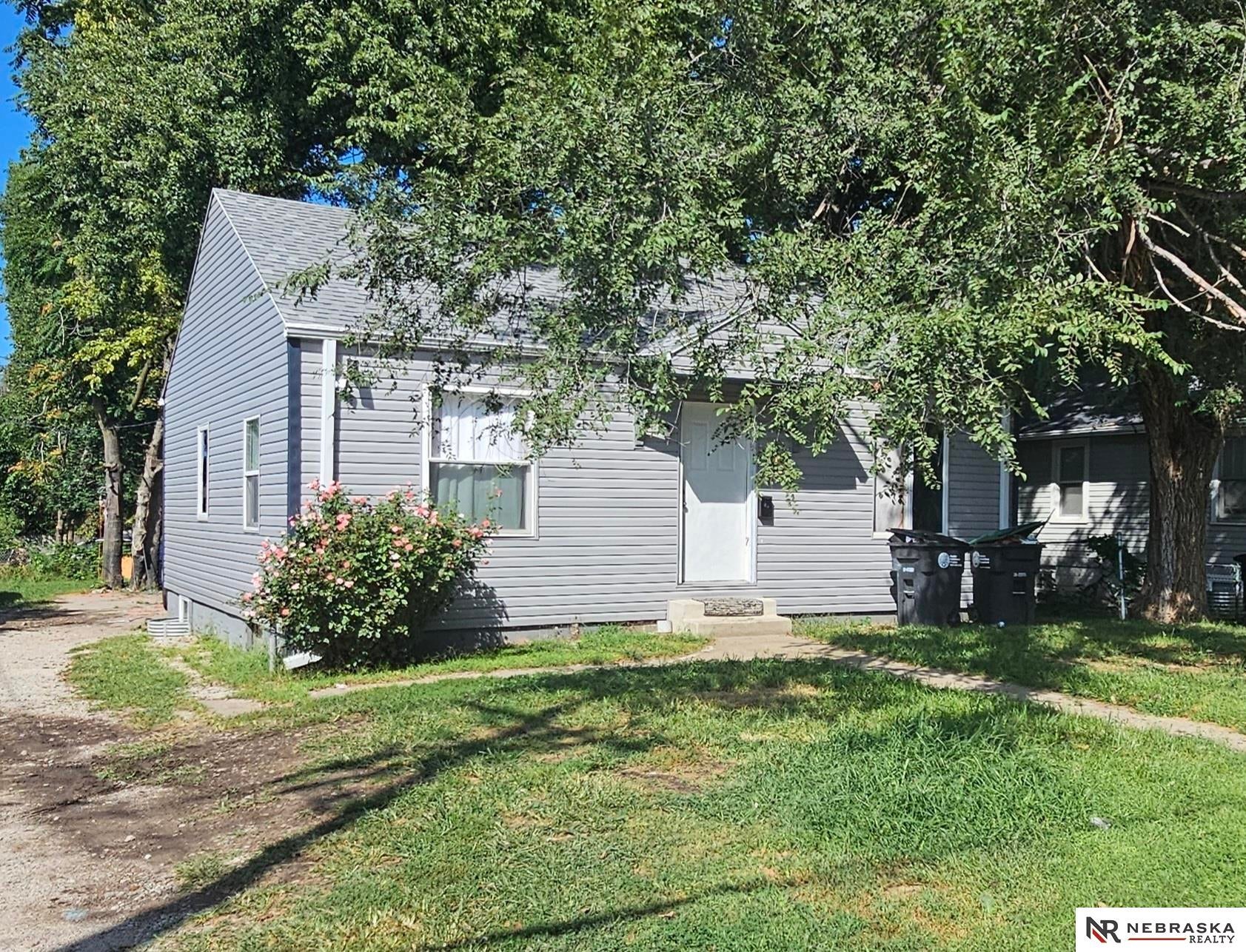 2710 Ellison Avenue