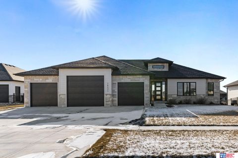 Photo of 10231 Starlight Bay, Lincoln, NE 68527 (MLS # 22603648)