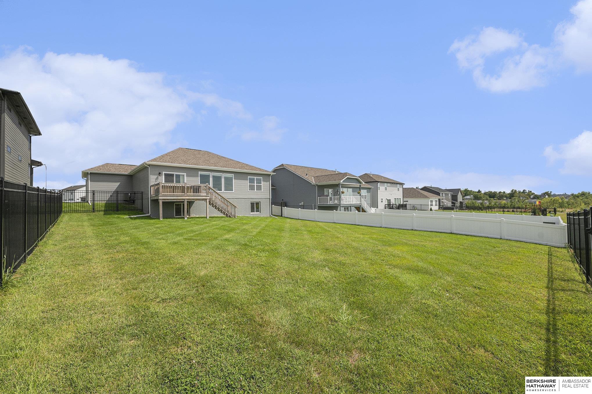 Omaha, Nebraska 68022, United States, 3 Bedrooms Bedrooms, ,2 BathroomsBathrooms,Residential,Active,199974