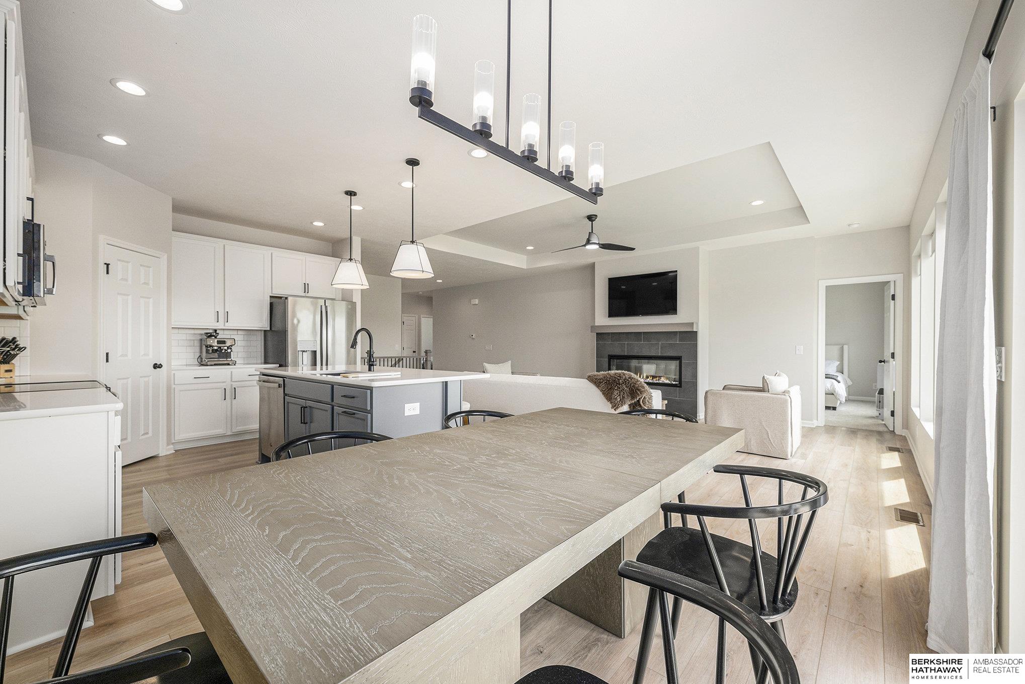 Omaha, Nebraska 68022, United States, 3 Bedrooms Bedrooms, ,2 BathroomsBathrooms,Residential,Active,199974