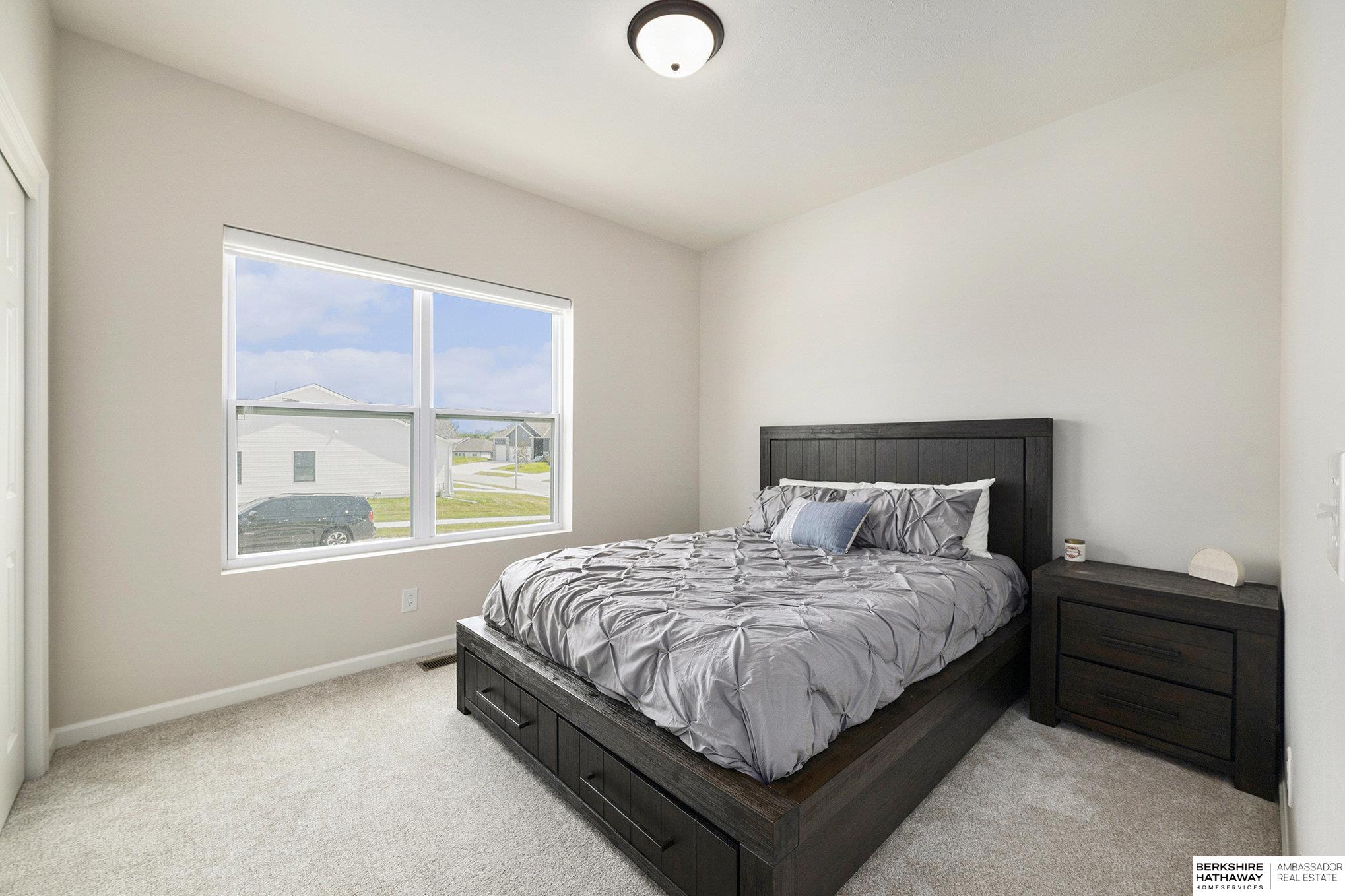 Omaha, Nebraska 68022, United States, 3 Bedrooms Bedrooms, ,2 BathroomsBathrooms,Residential,Active,199974