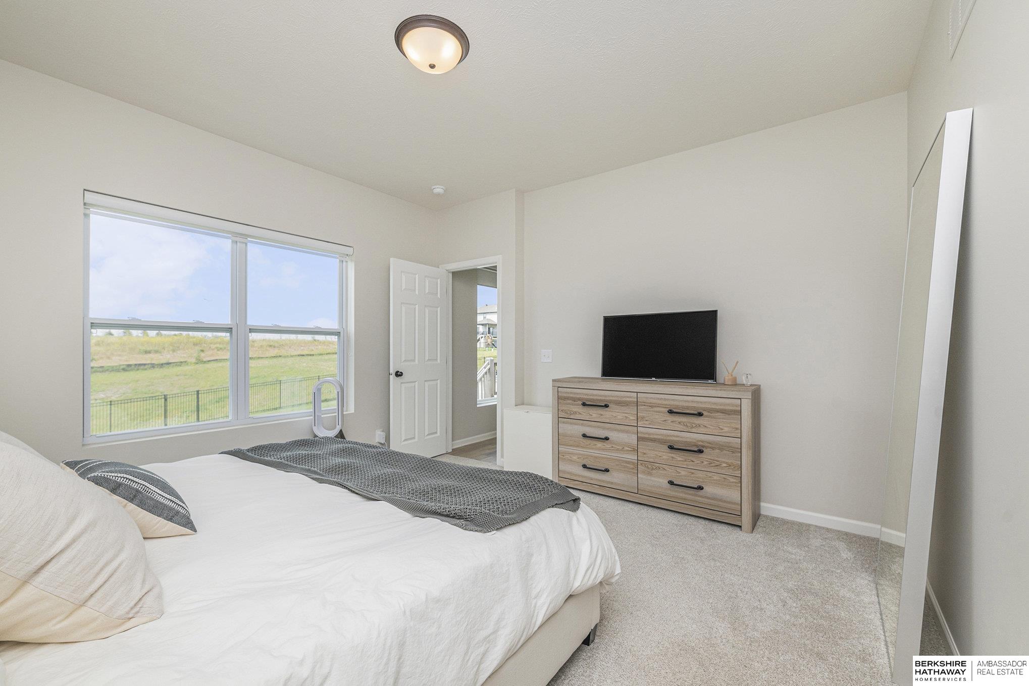 Omaha, Nebraska 68022, United States, 3 Bedrooms Bedrooms, ,2 BathroomsBathrooms,Residential,Active,199974