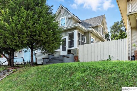 Photo of 2205 F Street, Omaha, NE 68107 (MLS # 22527313)