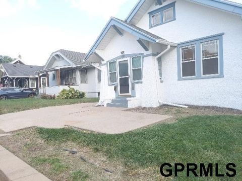 Photo of 4324 Marcy Street, Omaha, NE 68105 (MLS # 22530351) Photo of 4324 Marcy Street, Omaha, NE 68105 (MLS # 22530351)