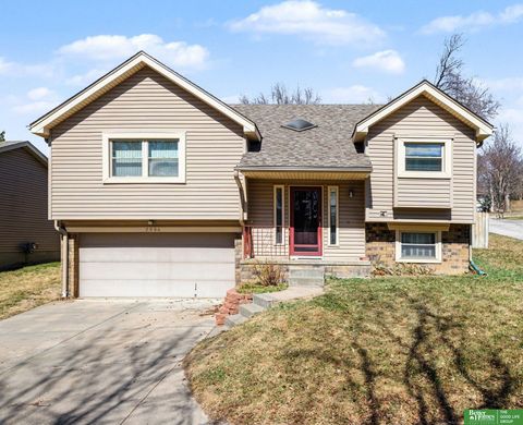 Photo of 7906 Potter Plaza, Omaha, NE 68122 (MLS # 22607308)