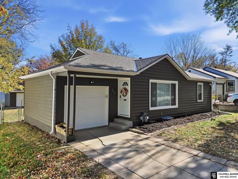 Photo of 222 S 45th Street, Lincoln, NE 68510 (MLS # 22534281)