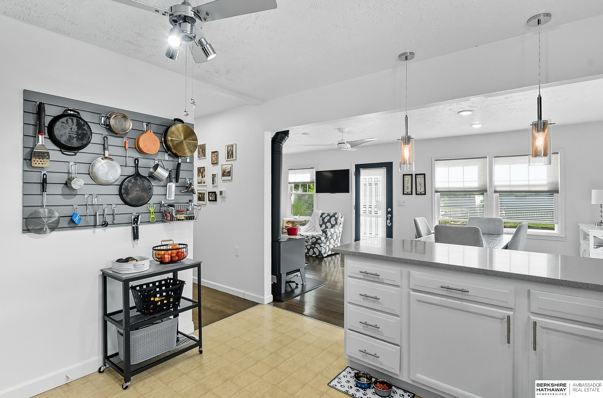 Omaha, Nebraska 68117, United States, 2 Bedrooms Bedrooms, ,1 BathroomBathrooms,Residential,Active,217403