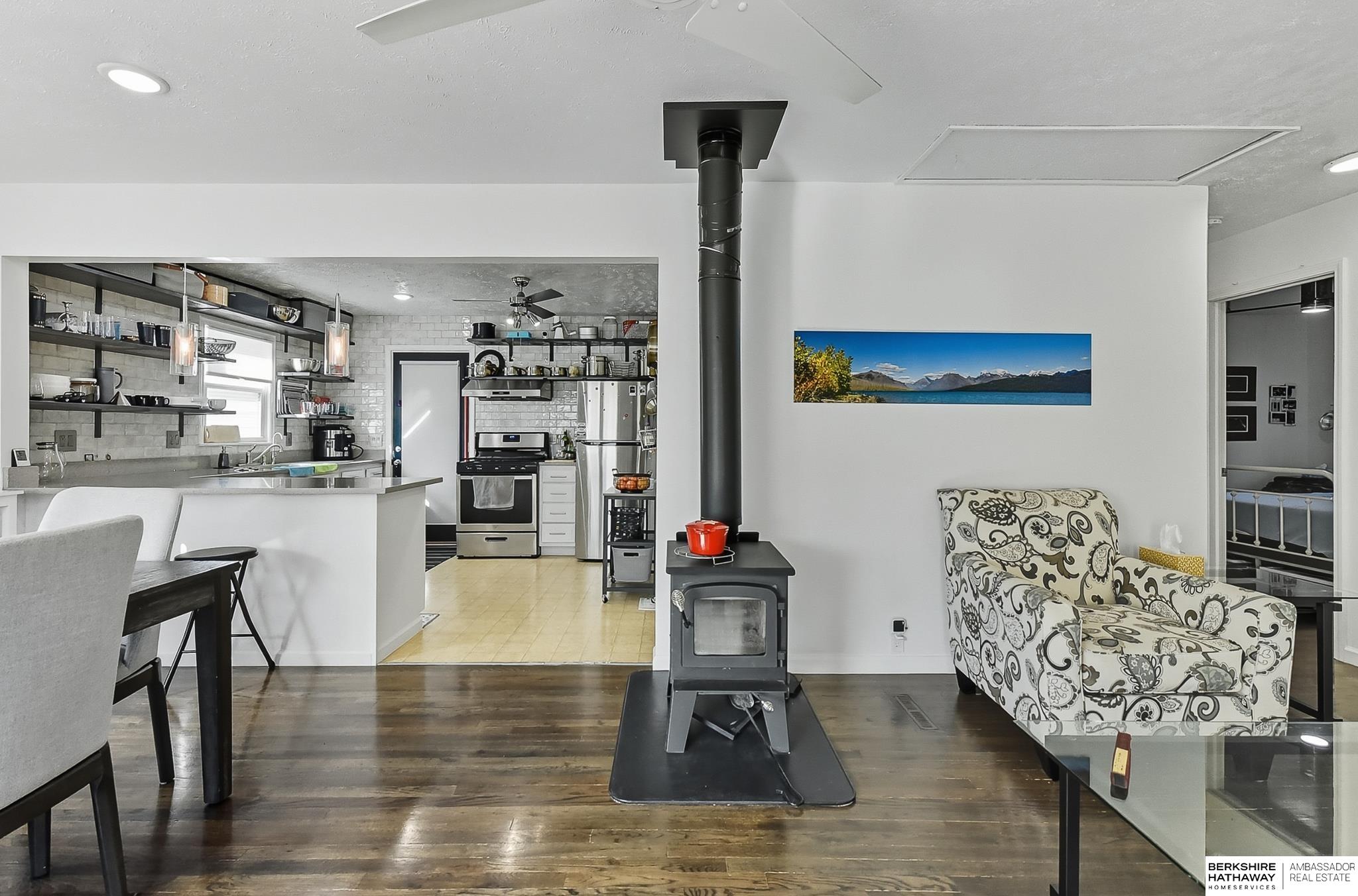 Omaha, Nebraska 68117, United States, 2 Bedrooms Bedrooms, ,1 BathroomBathrooms,Residential,Active,217403