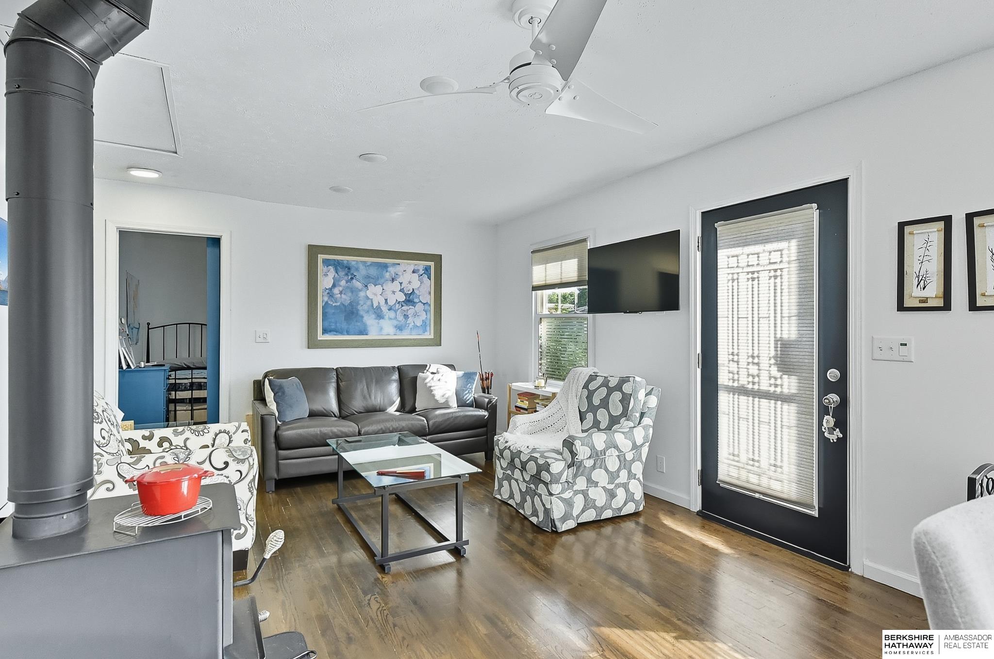 Omaha, Nebraska 68117, United States, 2 Bedrooms Bedrooms, ,1 BathroomBathrooms,Residential,Active,217403