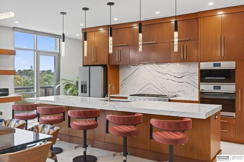 Photo of 3201 Dodge Court #5810, Omaha, NE 68131 (MLS # 22528917) Photo of 3201 Dodge Court #5810, Omaha, NE 68131 (MLS # 22528917)