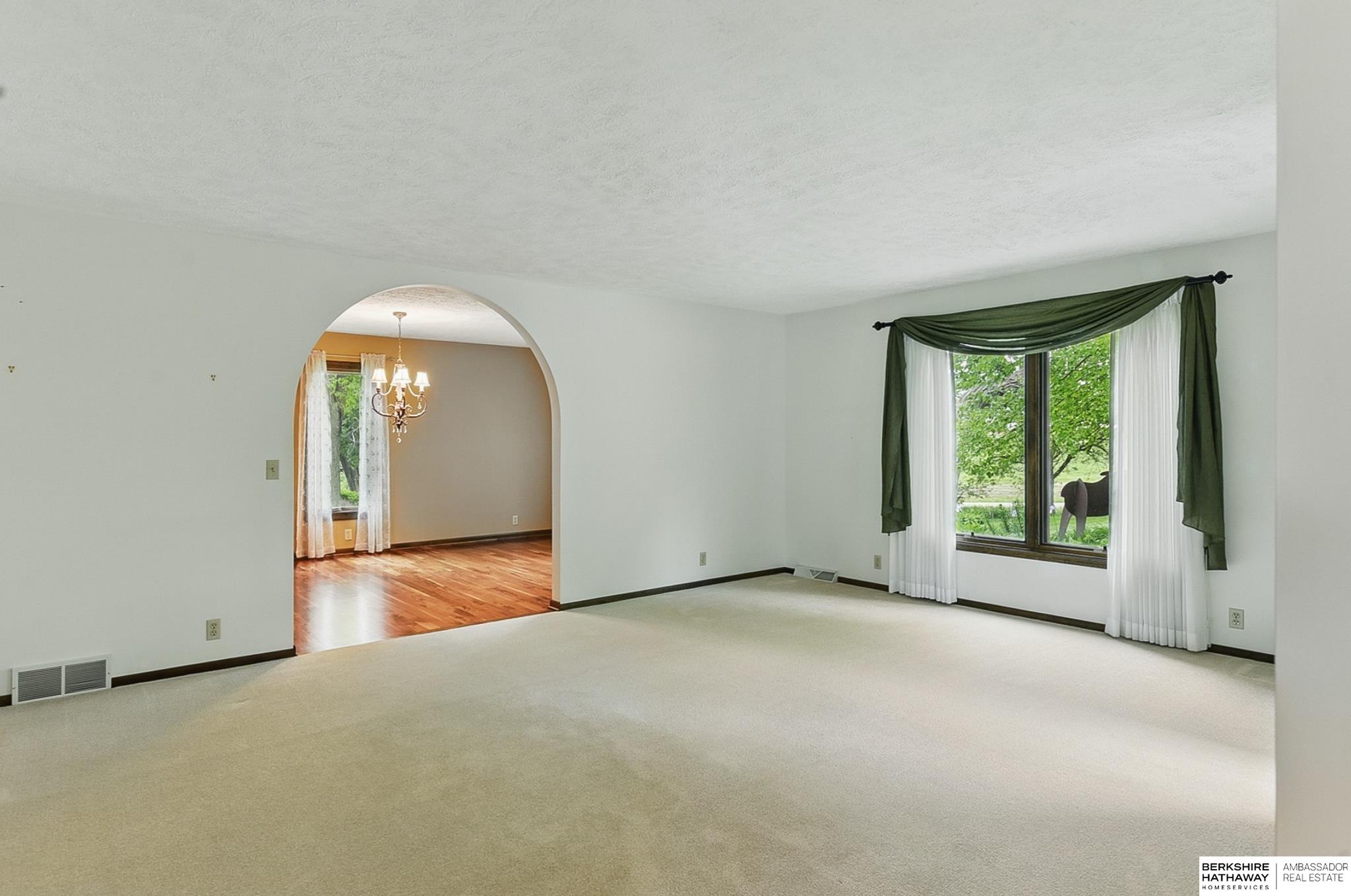 Fremont, Nebraska 68025, United States, 4 Bedrooms Bedrooms, ,2 BathroomsBathrooms,Residential,Active,137143