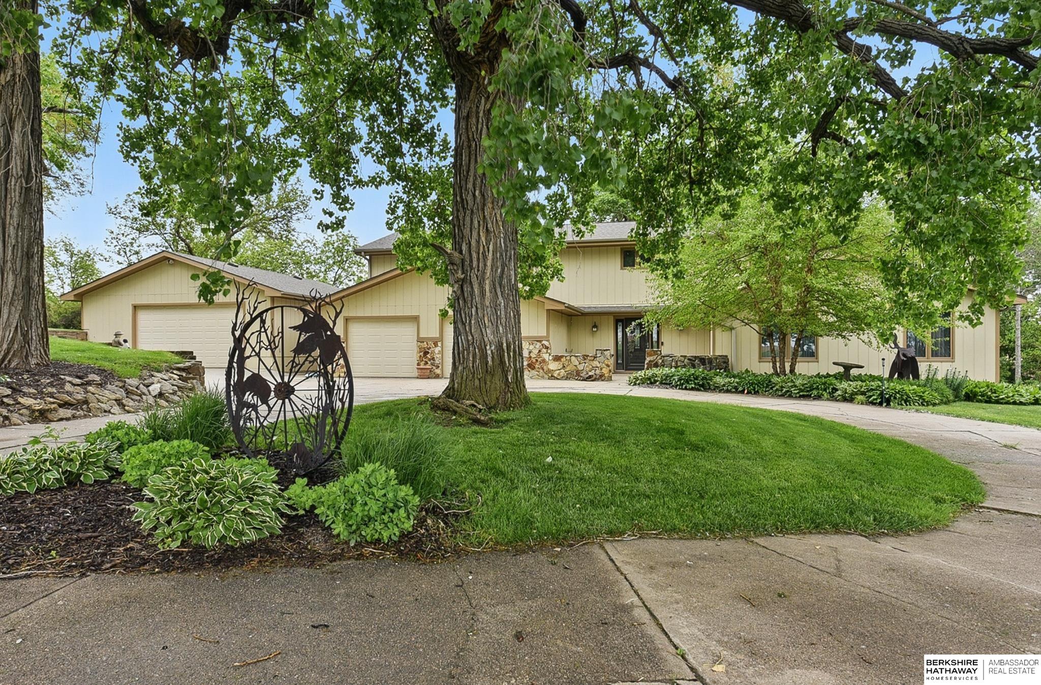 Fremont, Nebraska 68025, United States, 4 Bedrooms Bedrooms, ,2 BathroomsBathrooms,Residential,Active,137143