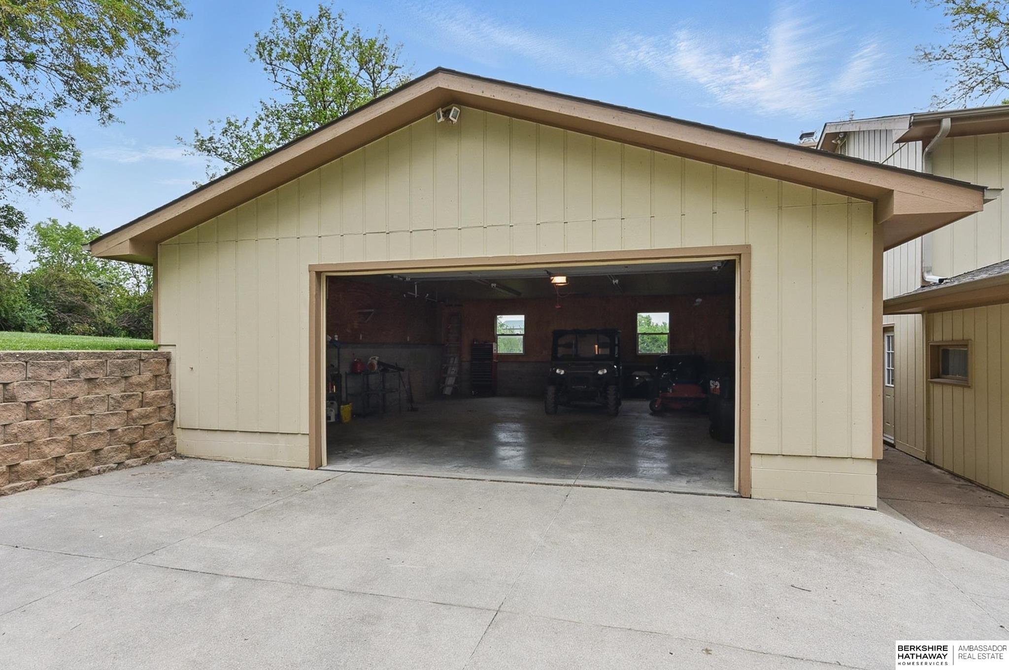 Fremont, Nebraska 68025, United States, 4 Bedrooms Bedrooms, ,2 BathroomsBathrooms,Residential,Active,137143