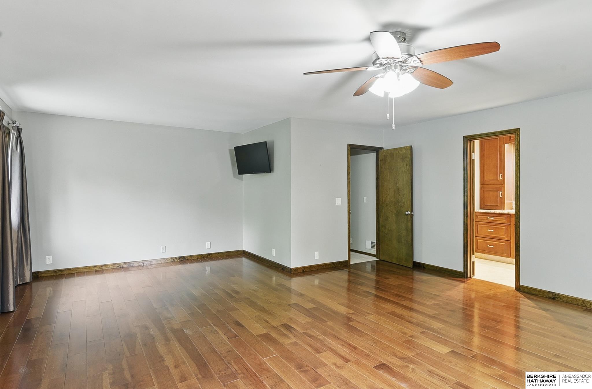 Fremont, Nebraska 68025, United States, 4 Bedrooms Bedrooms, ,2 BathroomsBathrooms,Residential,Active,137143