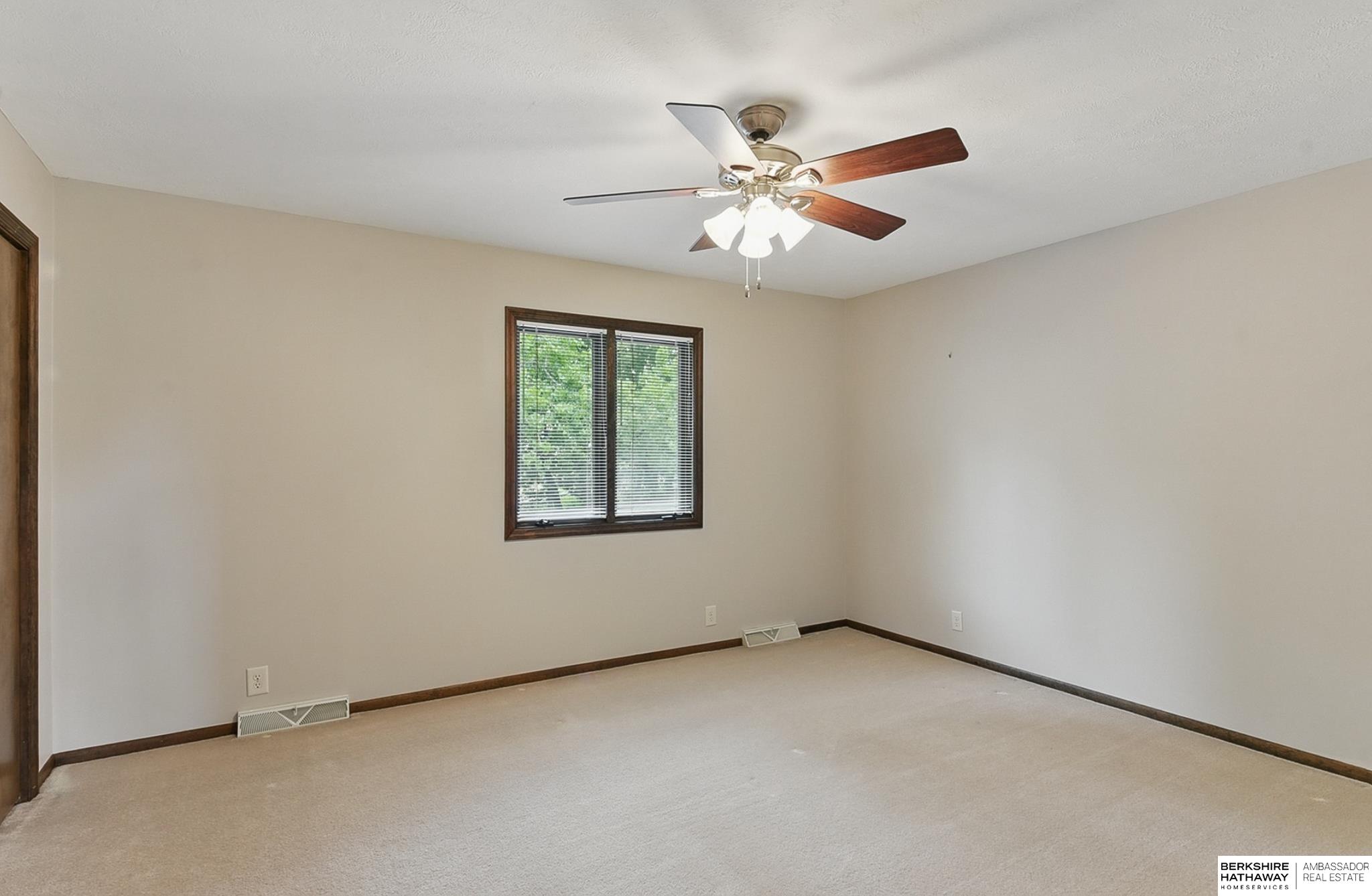 Fremont, Nebraska 68025, United States, 4 Bedrooms Bedrooms, ,2 BathroomsBathrooms,Residential,Active,137143