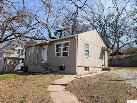 Photo of 207 S 6th Street, Plattsmouth, NE 68048 (MLS # 22608358)