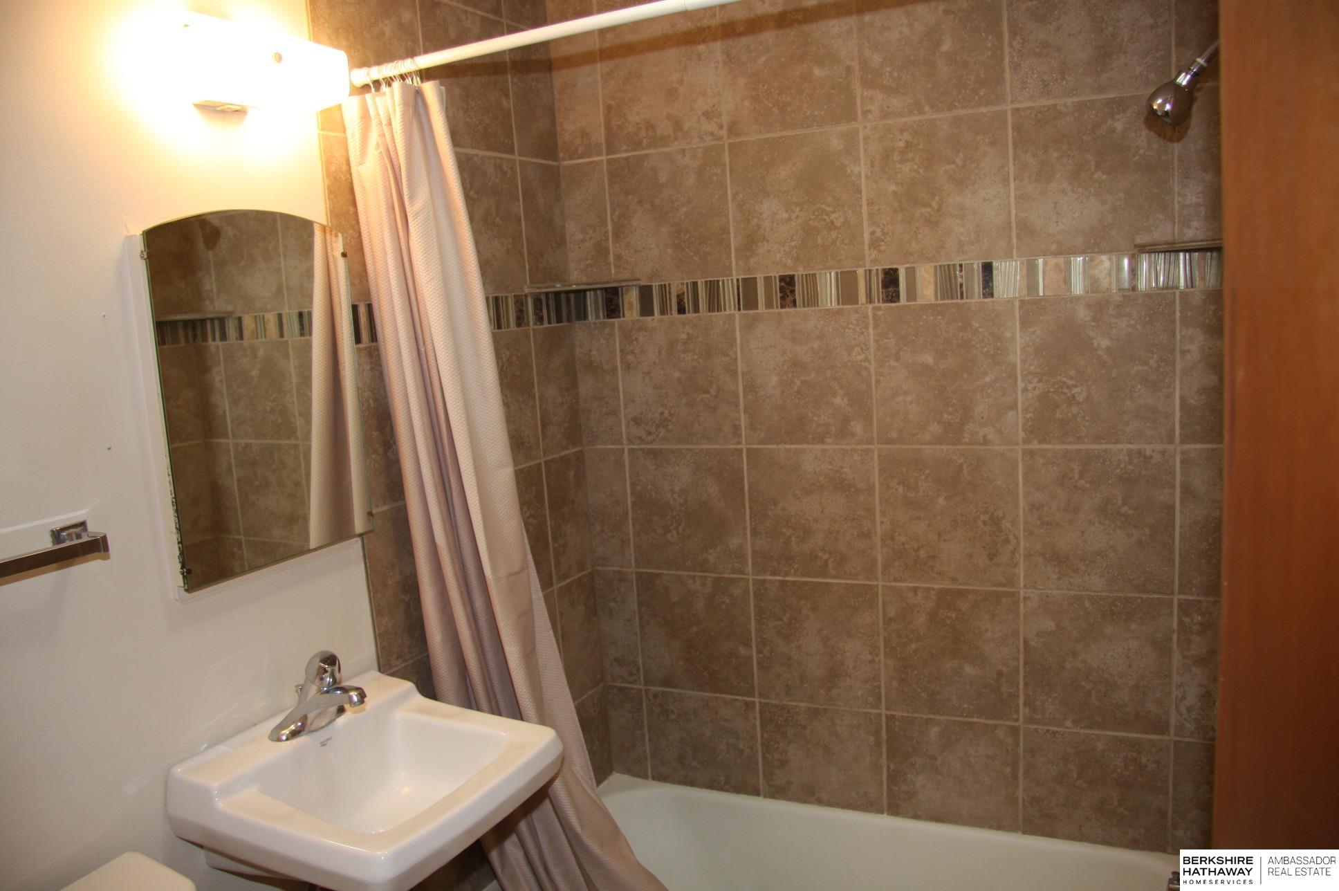 Fremont, Nebraska 68025, United States, 4 Bedrooms Bedrooms, ,4 BathroomsBathrooms,Residential,Active,184342