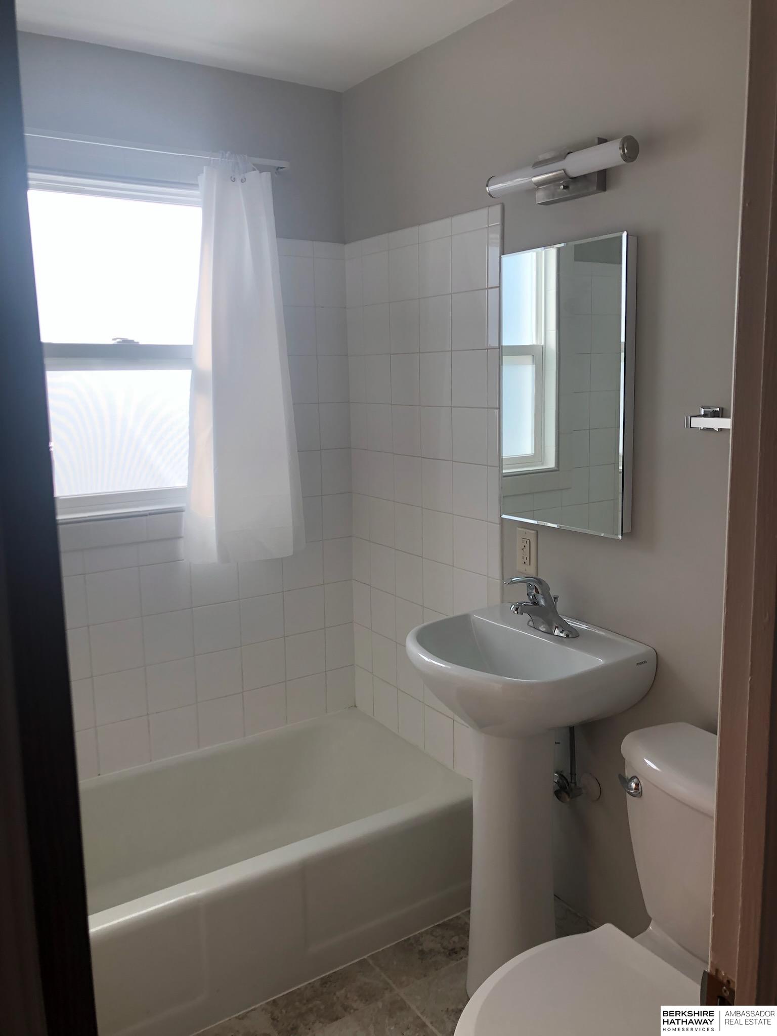 Fremont, Nebraska 68025, United States, 4 Bedrooms Bedrooms, ,4 BathroomsBathrooms,Residential,Active,184342