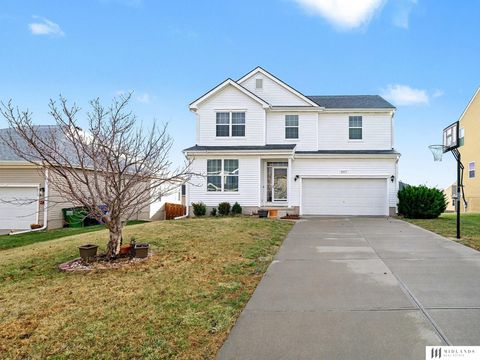 Photo of 8417 S 65th Street, Papillion, NE 68157 (MLS # 22535372)