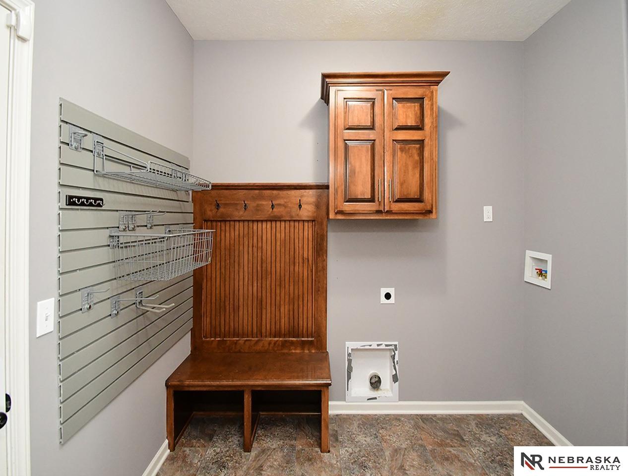 Gretna, Nebraska 68028, United States, 4 Bedrooms Bedrooms, ,3 BathroomsBathrooms,Residential,Active,229104