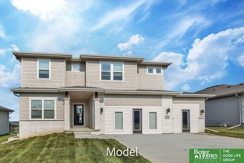 Photo of 8613 N 177 Street, Bennington, NE 68007 (MLS # 22500271)