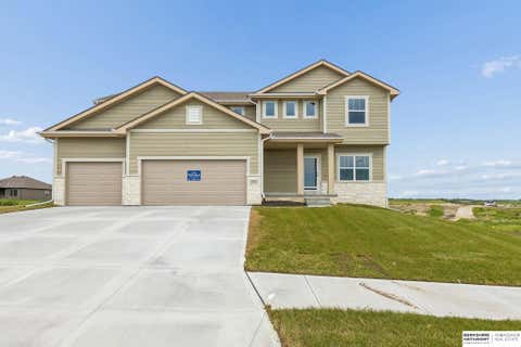 Photo of 20909 Nebraska Avenue, Elkhorn, NE 68022 (MLS # 22609082)