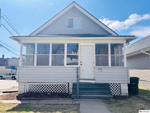 Photo of 2413 Ohio Street, Omaha, NE 68111 (MLS # 22513852) Photo of 2413 Ohio Street, Omaha, NE 68111 (MLS # 22513852)