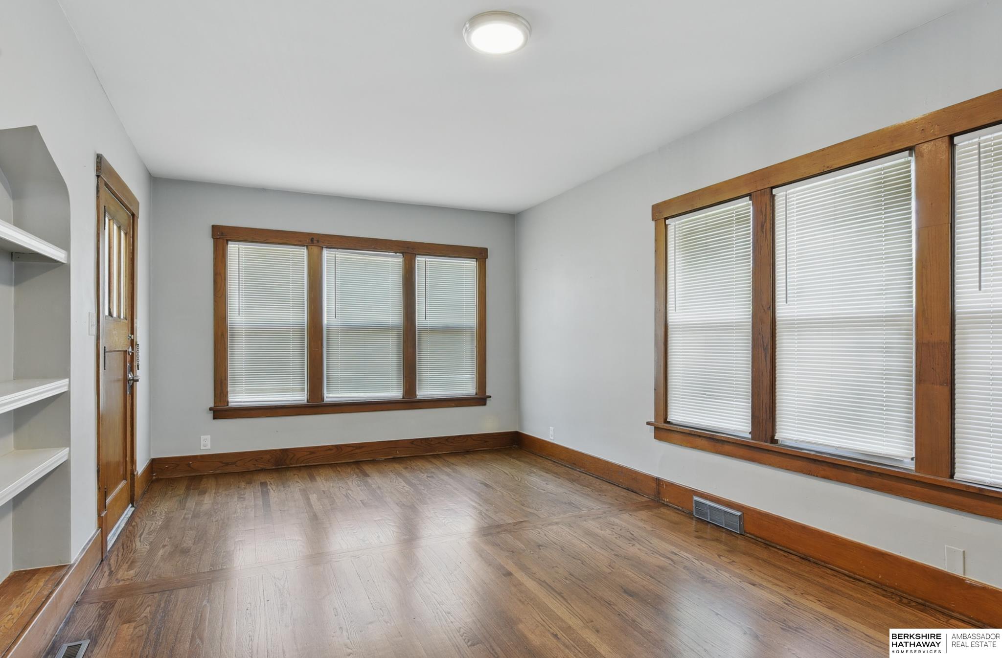 Omaha, Nebraska 68132, United States, 3 Bedrooms Bedrooms, ,3 BathroomsBathrooms,Residential,Active,178115