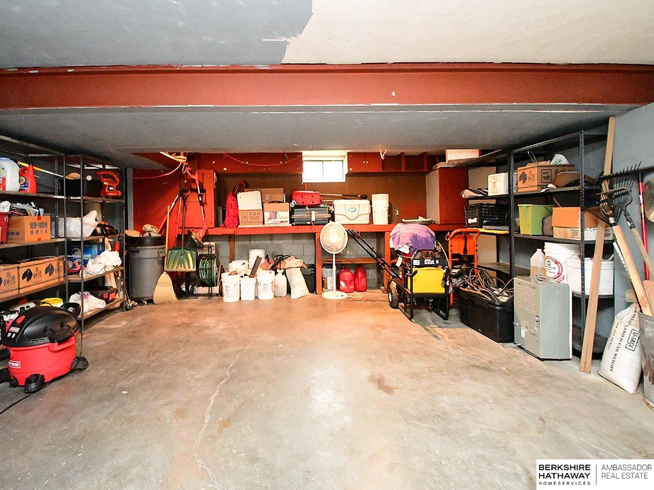 Bellevue, Nebraska 68005, United States, 3 Bedrooms Bedrooms, ,2 BathroomsBathrooms,Residential,Active,198258