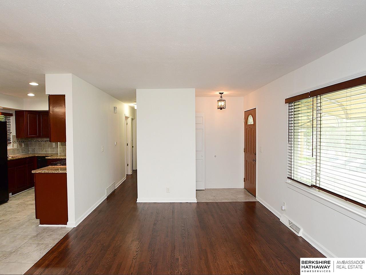 Bellevue, Nebraska 68005, United States, 3 Bedrooms Bedrooms, ,2 BathroomsBathrooms,Residential,Active,198258