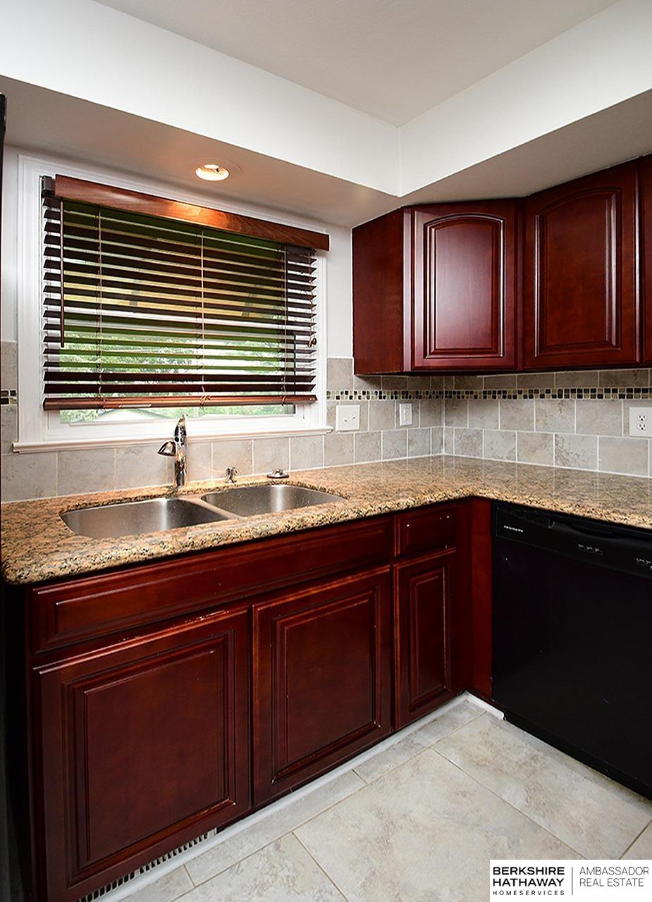 Bellevue, Nebraska 68005, United States, 3 Bedrooms Bedrooms, ,2 BathroomsBathrooms,Residential,Active,198258