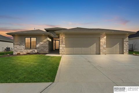 Photo of 4807 N 192nd Avenue, Elkhorn, NE 68022 (MLS # 22608594)