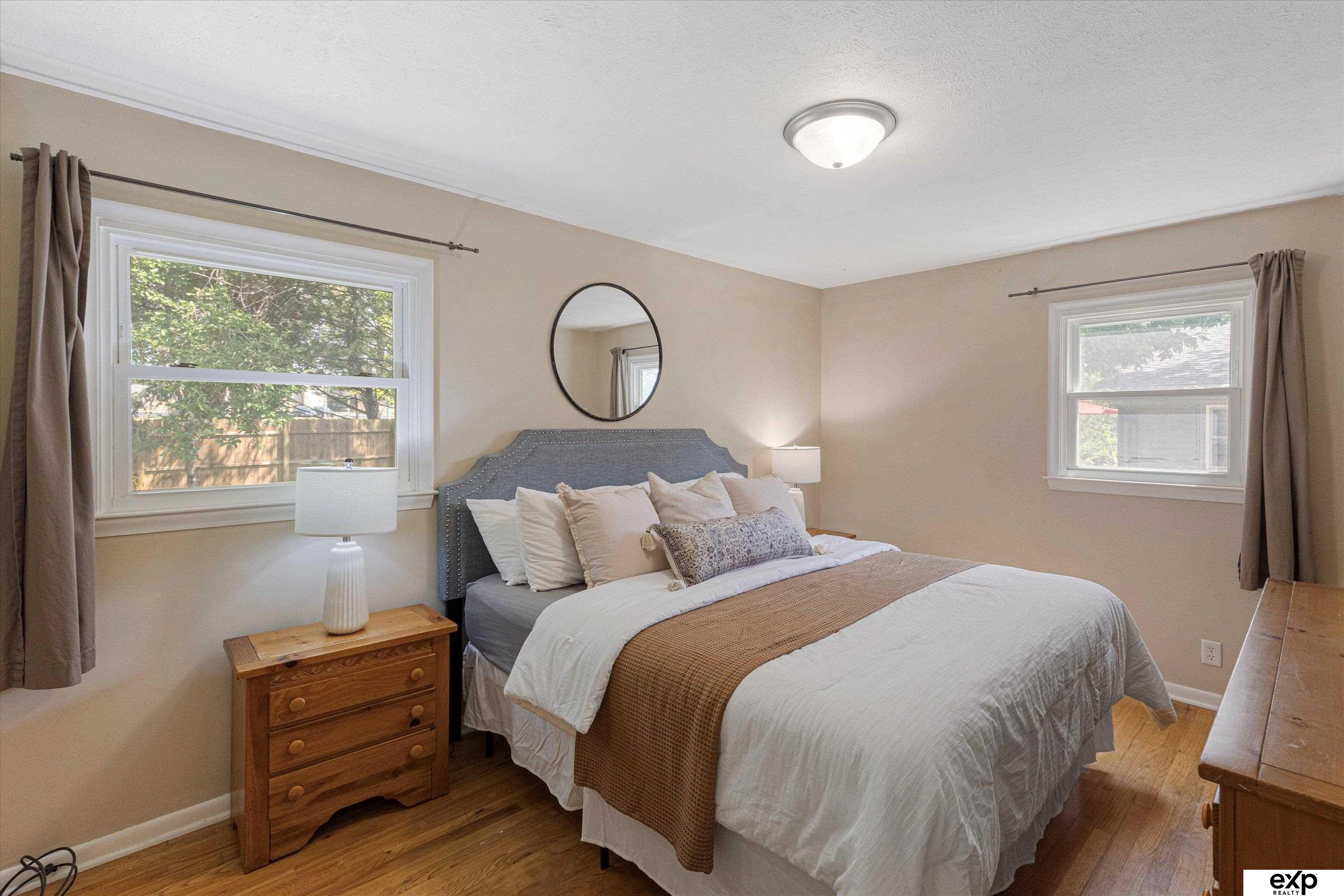 Omaha, Nebraska 68127, United States, 3 Bedrooms Bedrooms, ,2 BathroomsBathrooms,Residential,Active,196383