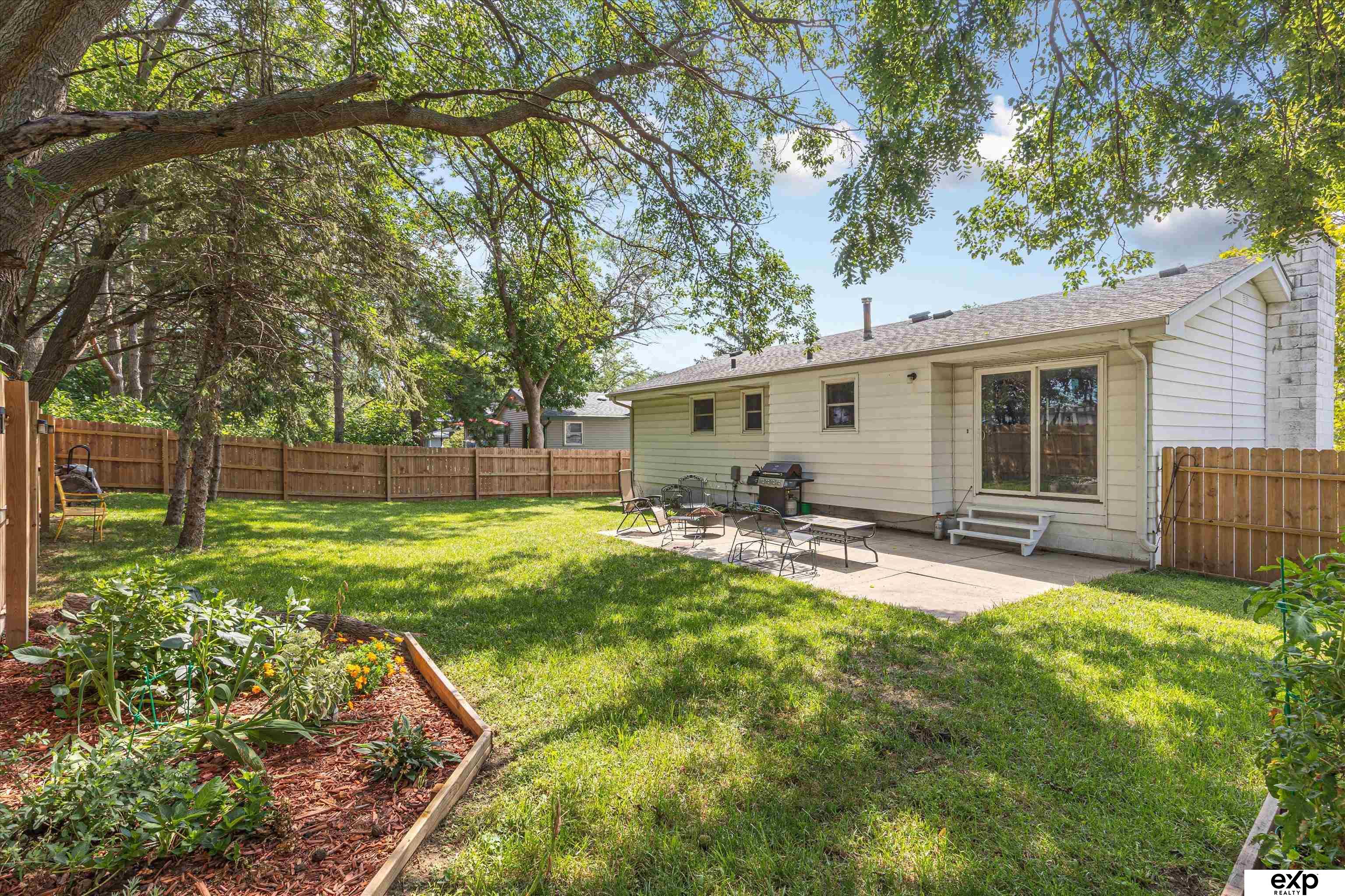 Omaha, Nebraska 68127, United States, 3 Bedrooms Bedrooms, ,2 BathroomsBathrooms,Residential,Active,196383