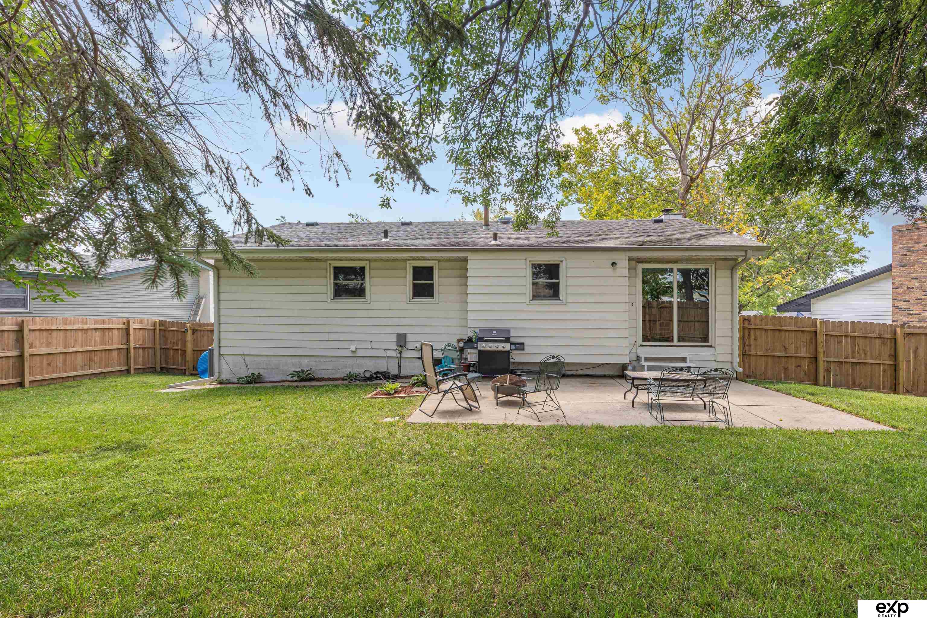 Omaha, Nebraska 68127, United States, 3 Bedrooms Bedrooms, ,2 BathroomsBathrooms,Residential,Active,196383